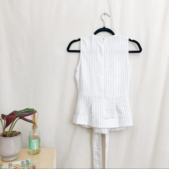 NEW Vince Sleeveless Striped Tie Front Top - Picture 6 of 6